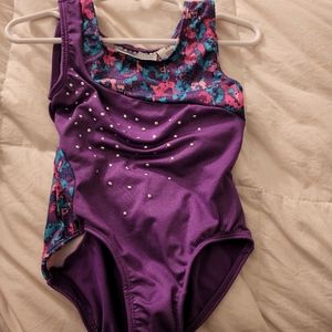 Girls gymnastics leotard
